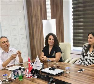 Tüyisen Yönetim kur. üyesi Funda Gökgöl ve Antalya İl Temsilcisi Gamze Eryılmaz Muratpaşa Belediye Başkanı Ümit Uysal